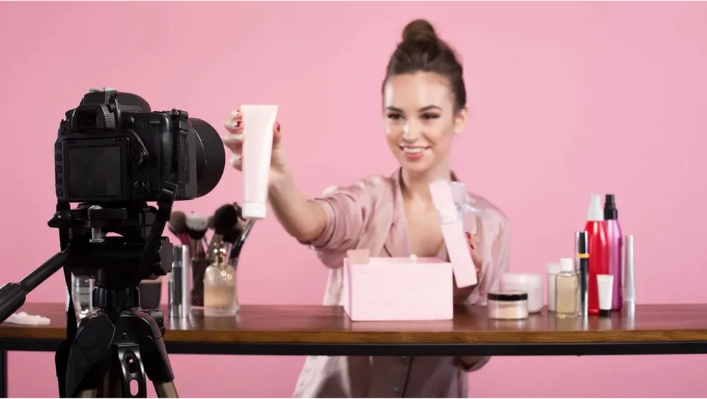 Youtubers, Tiktokers e Influencers- La nueva teletienda más efectiva