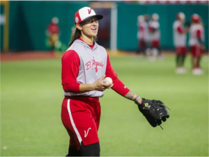 Kelsie Whitmore- la mujer que podría romper barreras en la Liga Mexicana de Beisbo