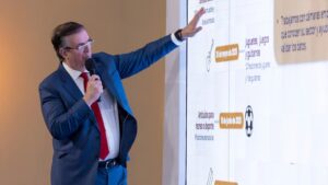 BGZLCMORNJGXTP5GRY5QRI4UTM