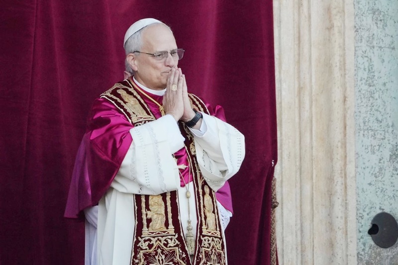 pedro-sanchez-felicita-al-recien-nombrado-leon-xiv_0873c91c-1f5c-4928-a8a3-6a134fda6f19_medialjnimgndimage=fullsize