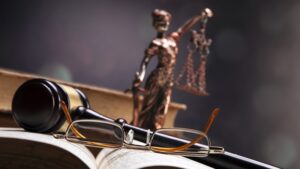 poder-judicial-mazo-juez-reforma