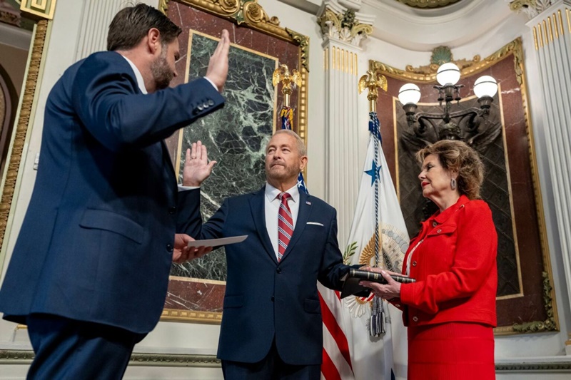 ron-johnson-embajador-eeuu-1536x1024