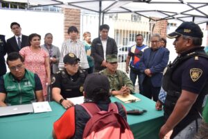 5e4b05756f39e899770847