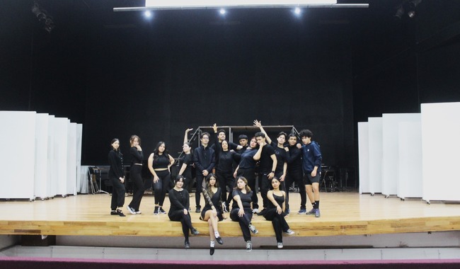 Estudiantes de la Escuela Superior de Música se lucen con “Chicago el Recital”- talento joven, jazz y comedia musical