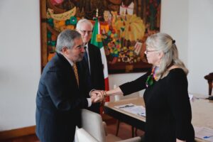 NRL7Z7XTCVFZJGBHLNTIZX3IW4