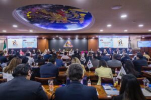 af56fb71-6d96-441e-b899-46003feed9dd