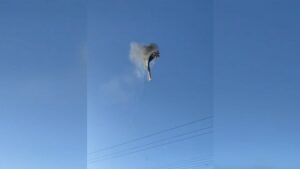 al-menos-ocho-muertos-al-caer-un-globo-aerostatico-con-21-pasajeros-a-bordo-en-brasil-1536x864