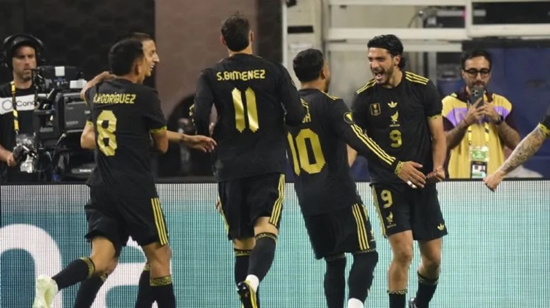 f776x436-655130_703481_6824