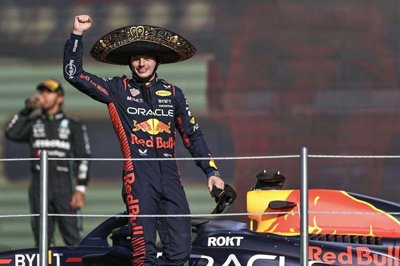 Bull-anuncia-BAJA-de-Max-Verstappen-en-GP-Mexico-scaled