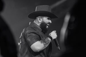 carin-leon-1536x1024