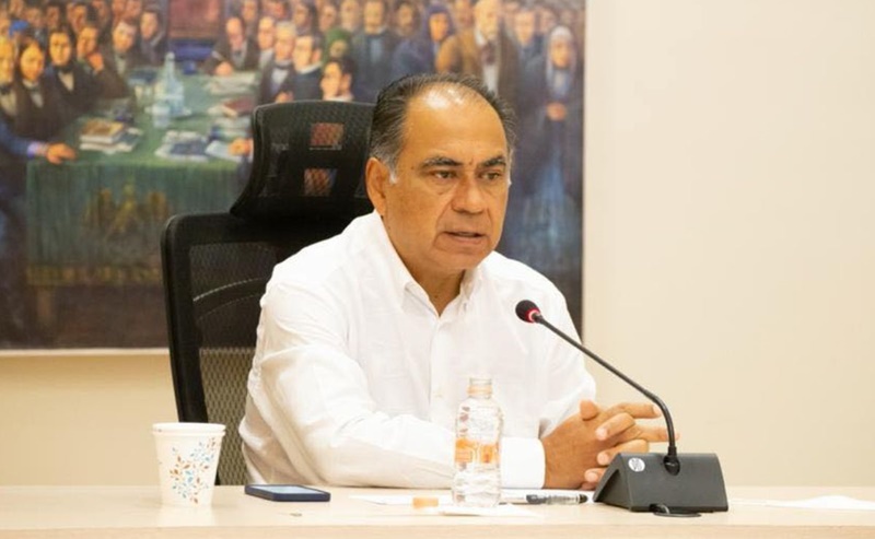 hector-astudillo-flores