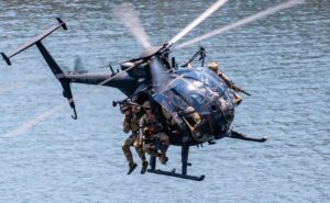 helicoptero-mh-6-little-bird