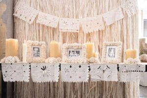 ofrendas-minimalistas-dia-de-muertos-significado