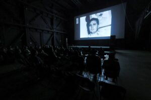 690d63b72bcea273783125