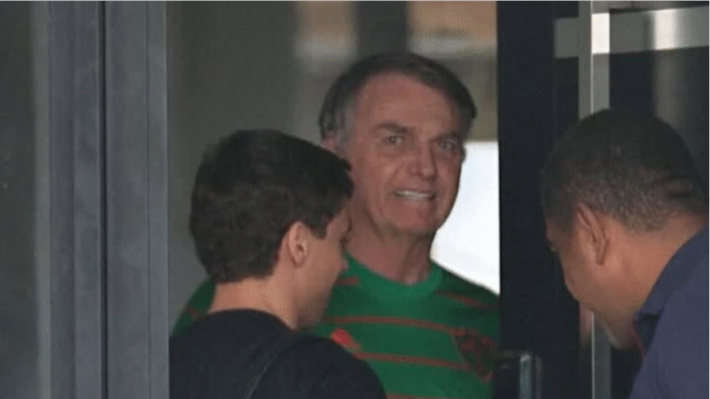 Detienen a Jair Bolsonaro en Brasil tras intentar quitarse la tobillera electrónica