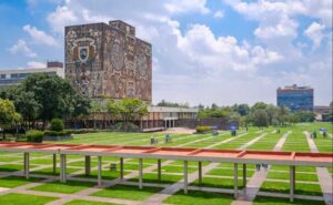 La-UNAM-mejor-que-estas-universidades-privadas-1024x631